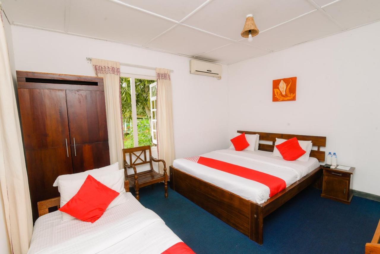 Oyo 386 White Villa Tourist Guest Kandy Luaran gambar